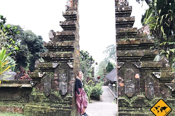 Pura Taman Ayun Temple Bali Sonnenuntergang im Gartentempel