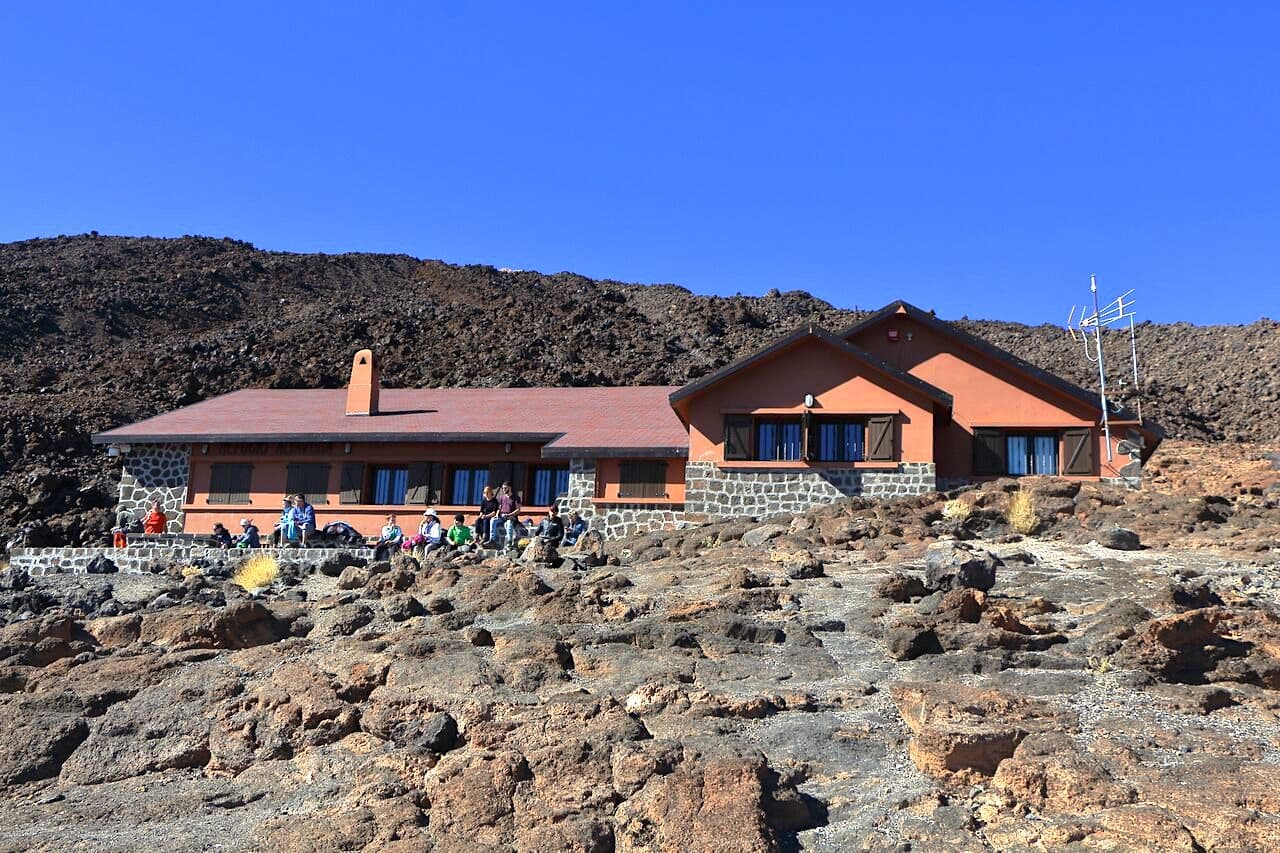 Refugio Altavista Hütte Teide Wanderung