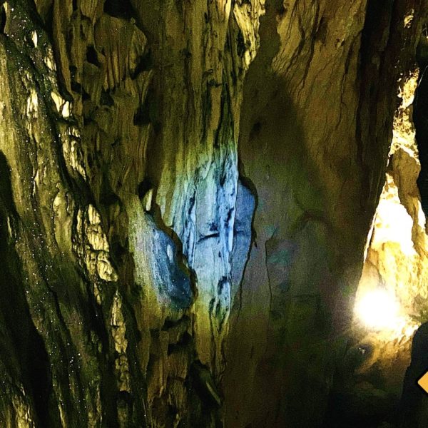 Samograd Höhle Gesicht
