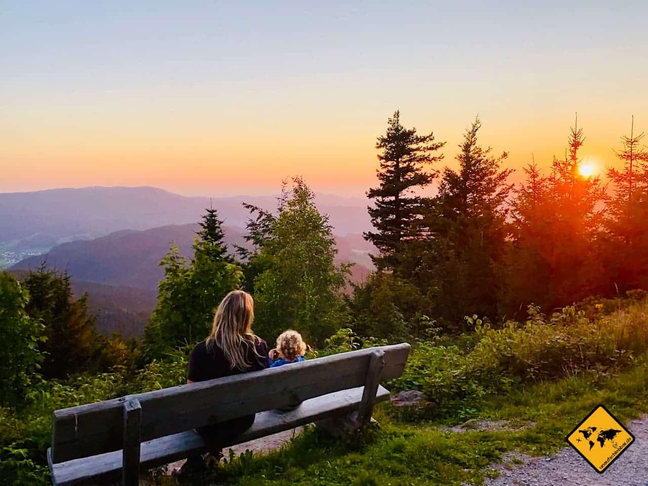 Schwarzwald Sehenswürdigkeiten Panoramaweg Sonnenuntergang