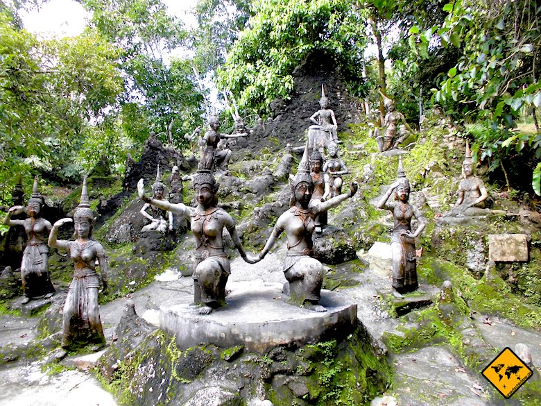 Secret Buddha Garden Steinstaturen