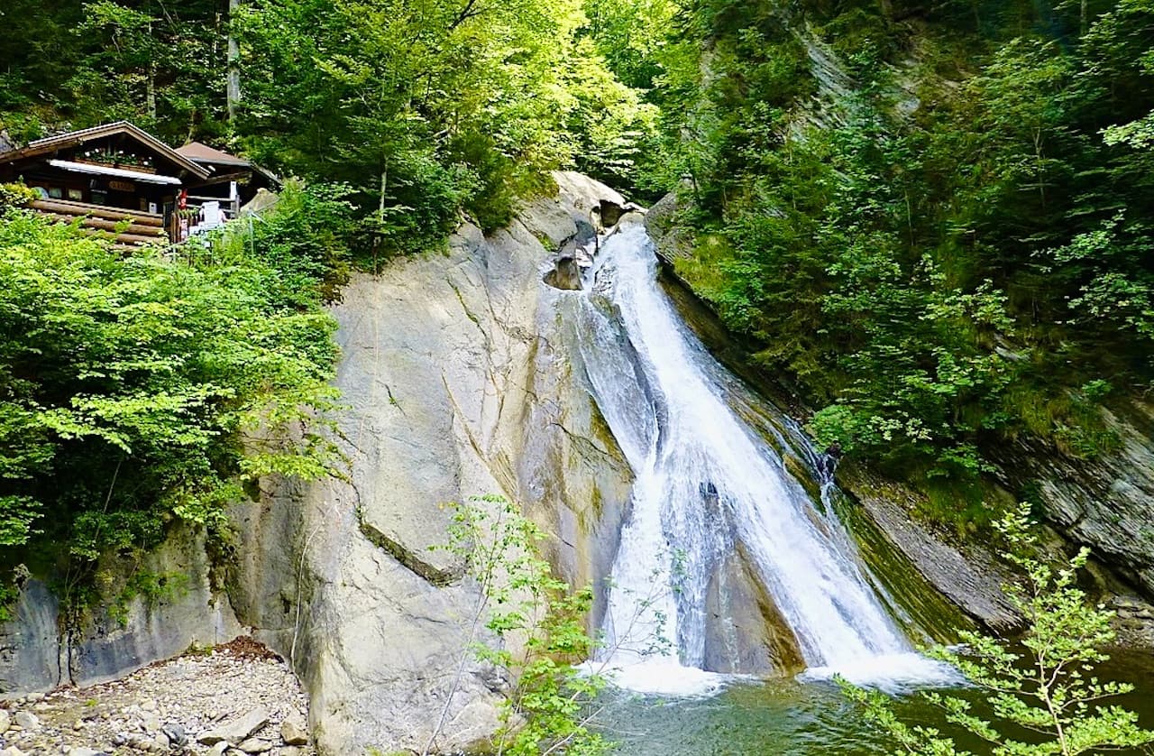 Sehenswürdigkeiten im Allgäu Wasserfall Starzlochklamm