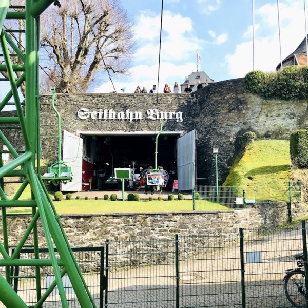 Seilbahn Schloss Burg Solingen