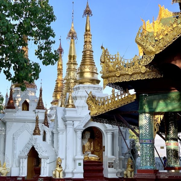 Shwedagon Pagode Myanmar Neben-Tempel