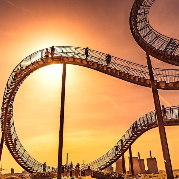 Sonnenuntergang Tiger and Turtle Magic Mountain Duisburg