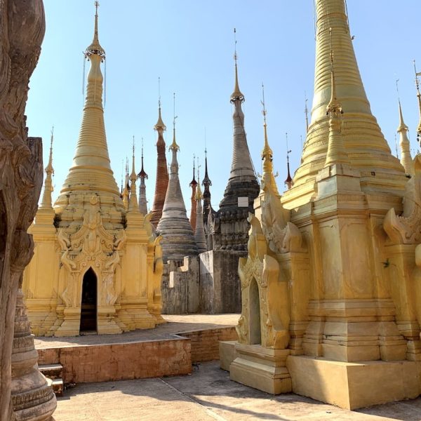 Stupas Inle Lake Shwe Inn Dein Pagode