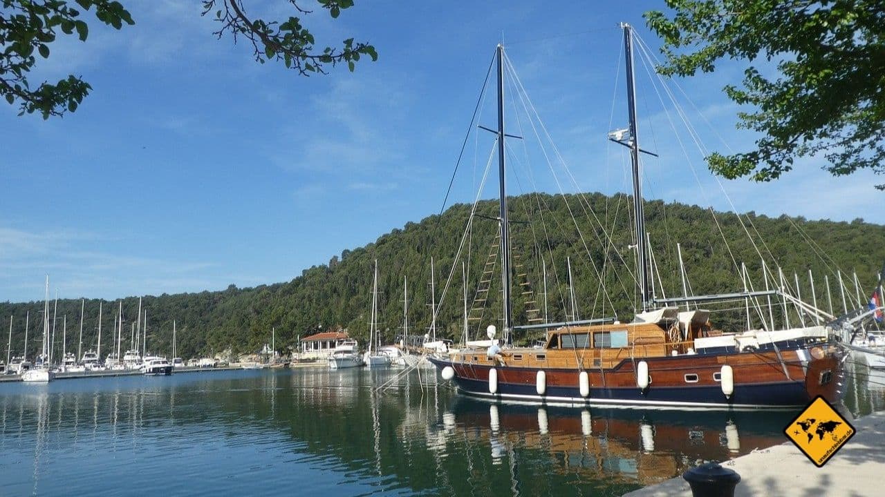 Šibenik Kroatien Boot mieten