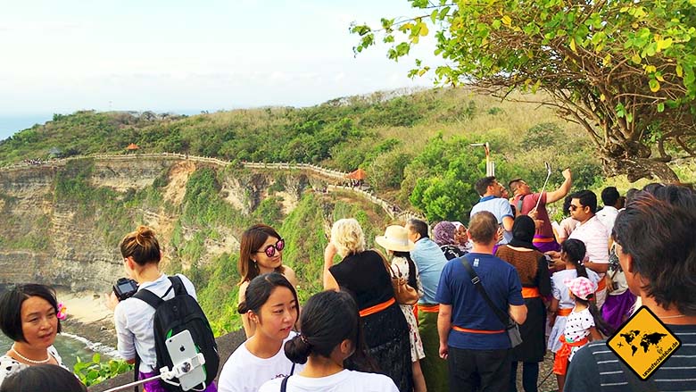 Uluwatu Tempel Touristen
