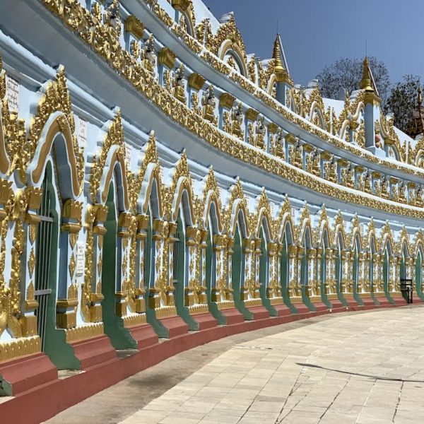 Umin Thonze Pagode Sagaing 30 Höhlen