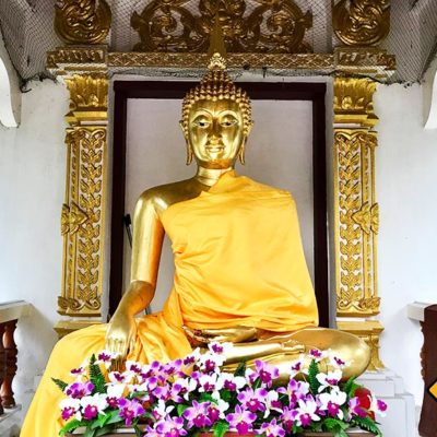 Wat Pa Dara Phirom Buddha Figur