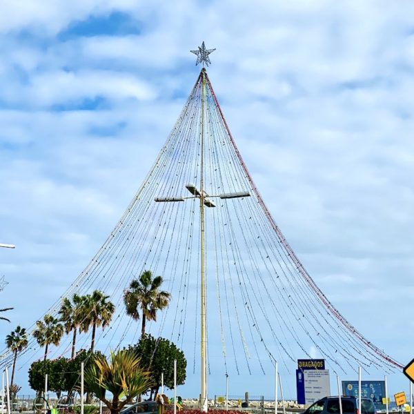 Weihnachts-Lichterbaum Santa Cruz de La Palma Kanaren